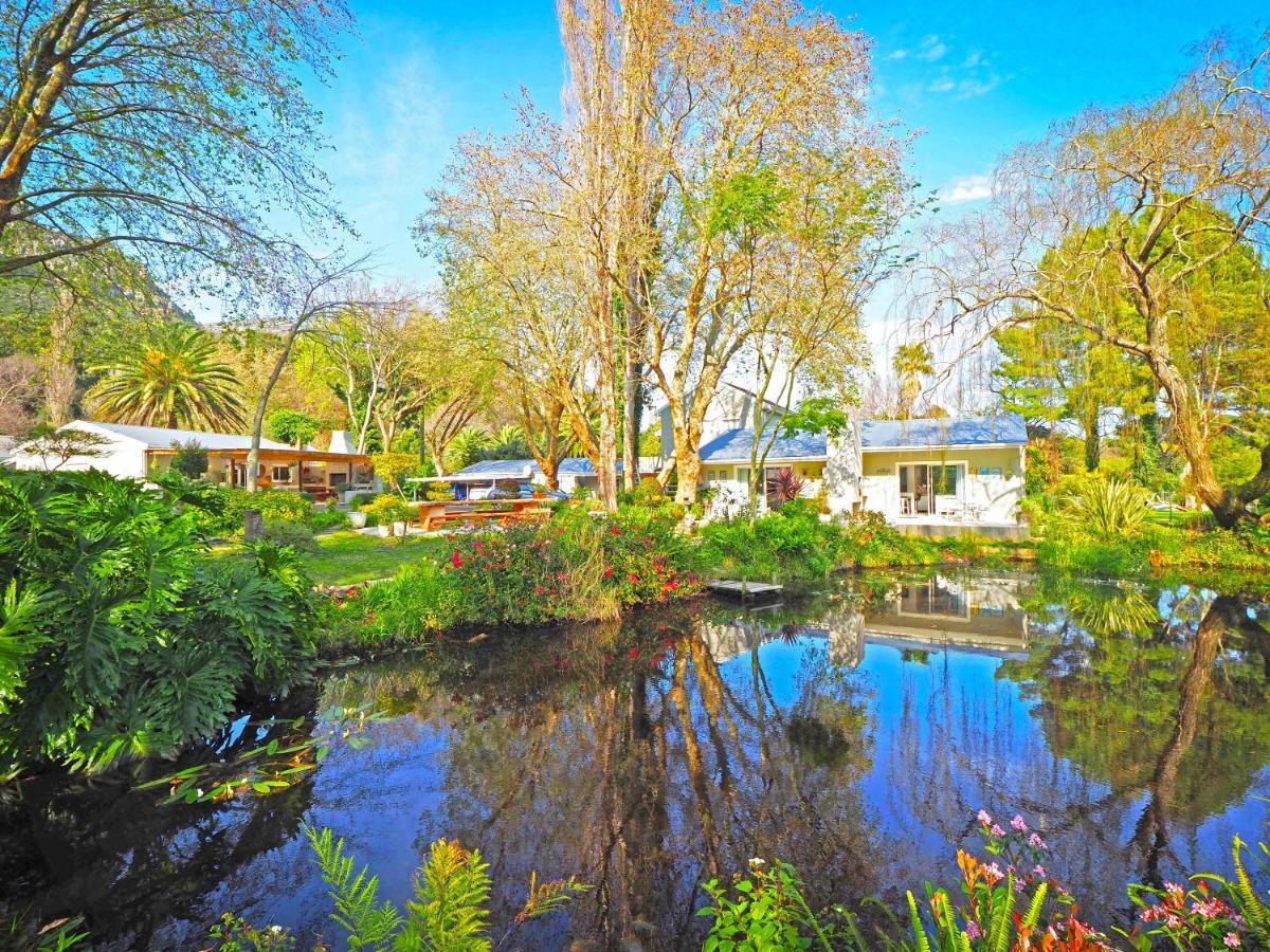 Waterland Lodge