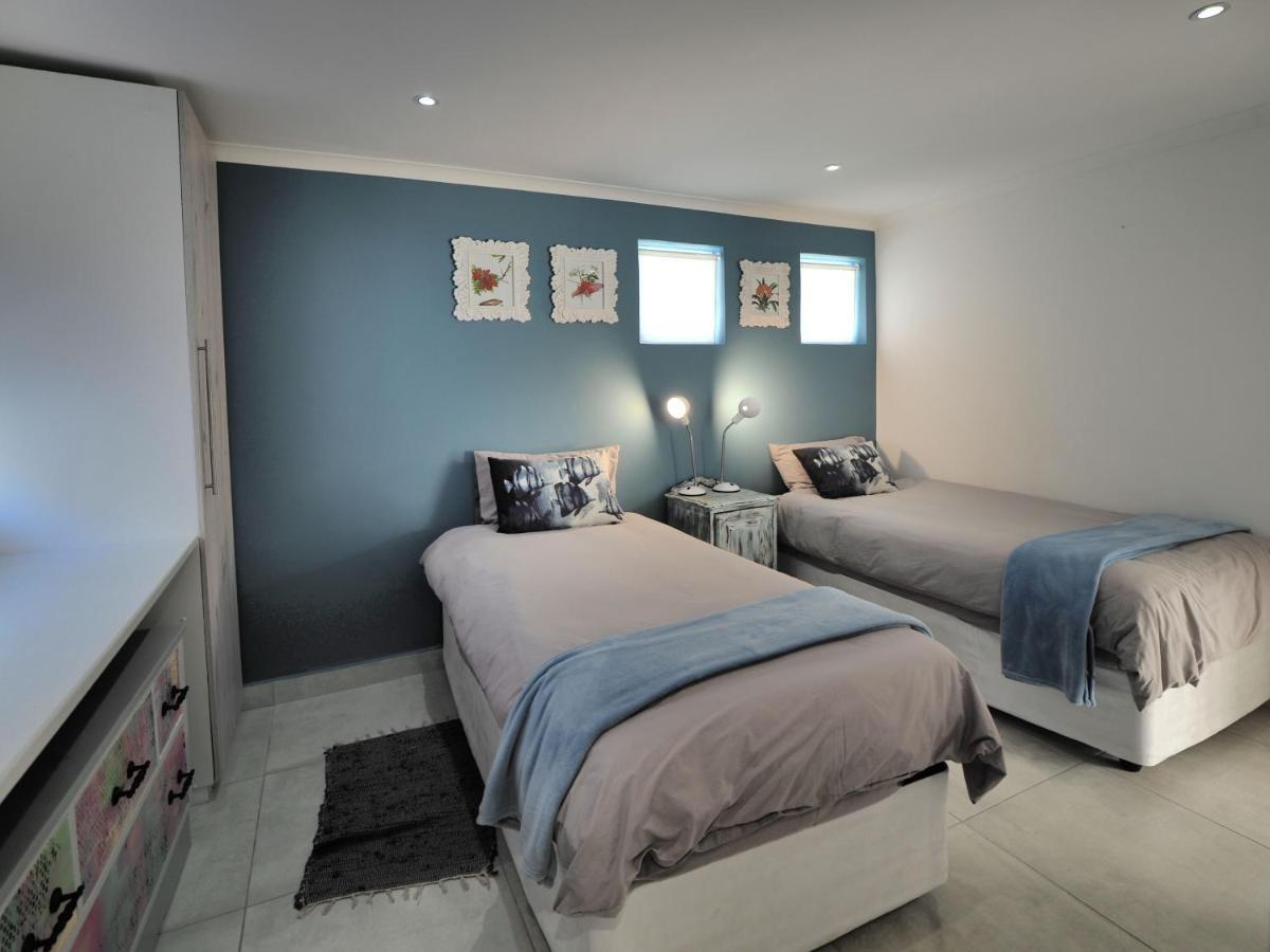 Lodge Waterland